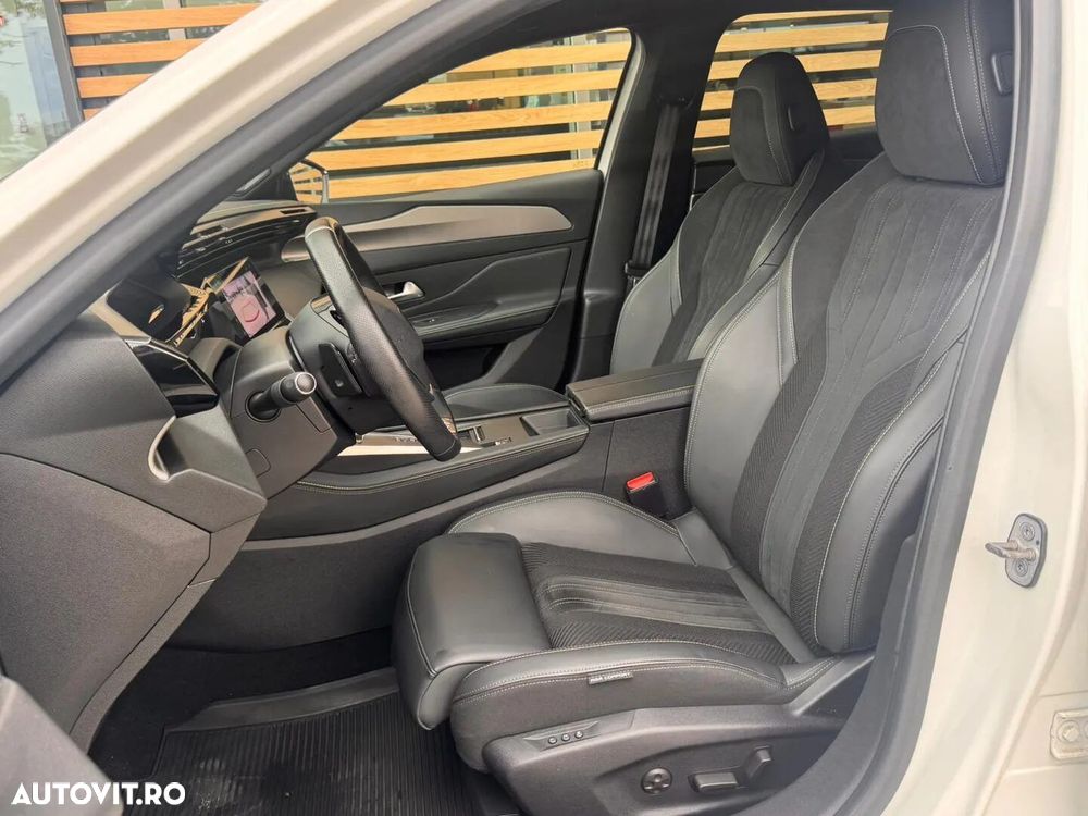 Peugeot 308 1.5L BlueHDI EAT8 GT - 13