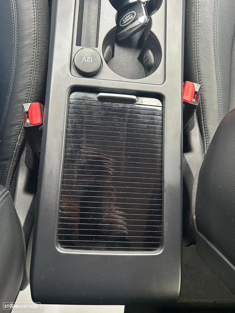 Land Rover Discovery Sport TD4 Aut. HSE - 38