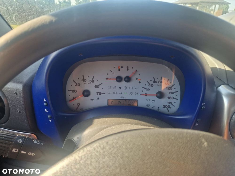 Fiat Doblo 1.9 JTD Actual / SX - 4