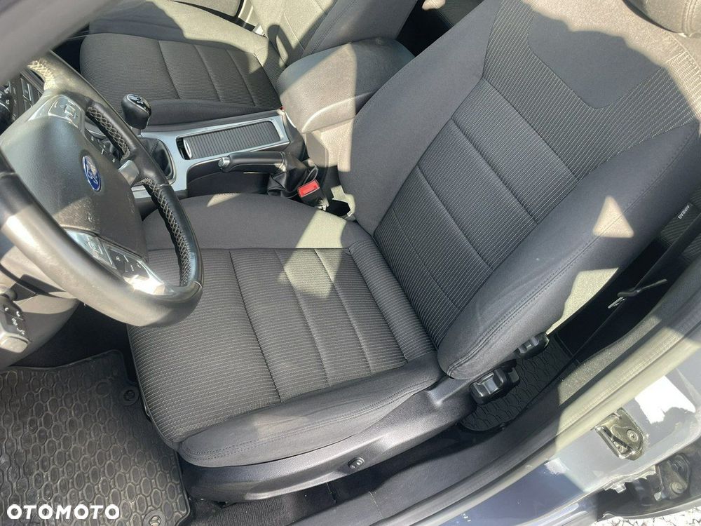Ford Mondeo 1.6 TDCi Titanium - 32