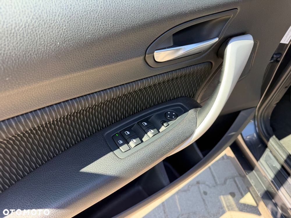 BMW Seria 1 116i Sport Line - 10