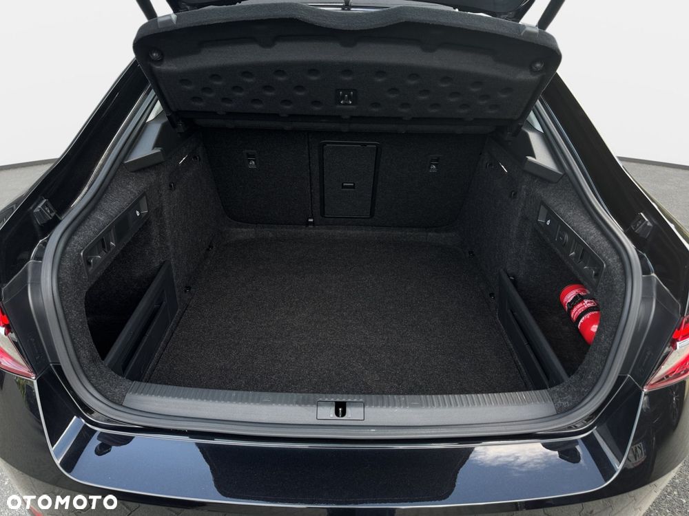 Skoda Superb 2.0 TDI DSG Ambition - 23