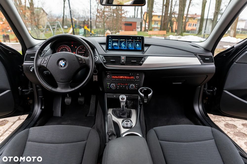 BMW X1 xDrive18d Sport Line - 22