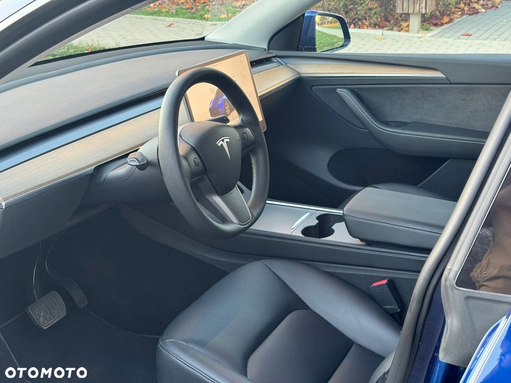 Tesla Y Model Long Range Dual Motor AWD - 16