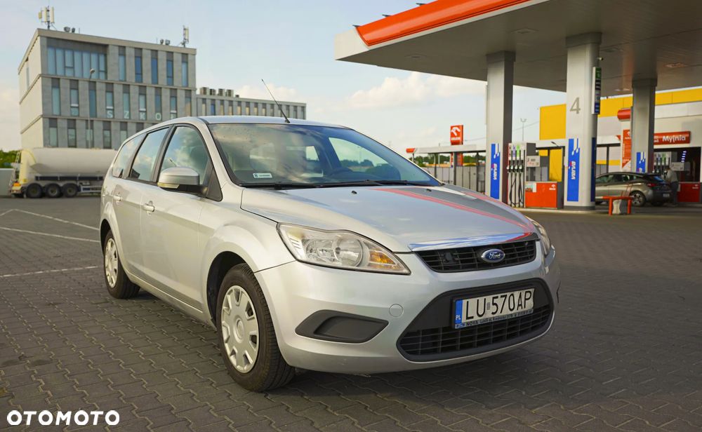 Ford Focus 1.8 FF Ambiente - 1