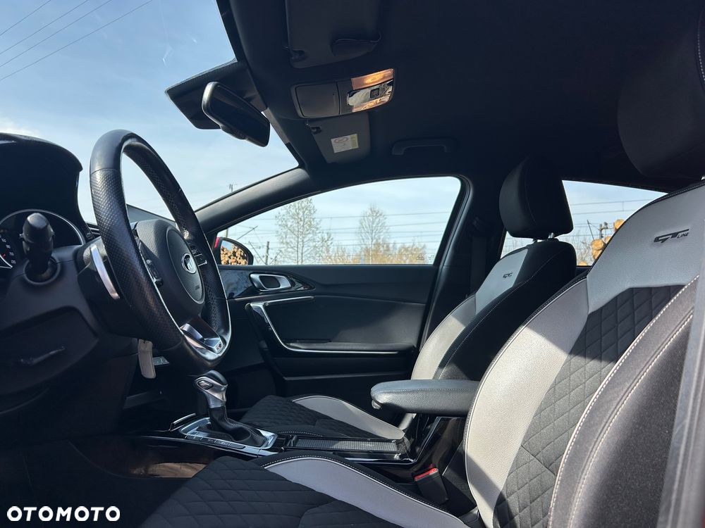 Kia ProCeed 1.4 T-GDI DCT7 OPF GT LINE - 19