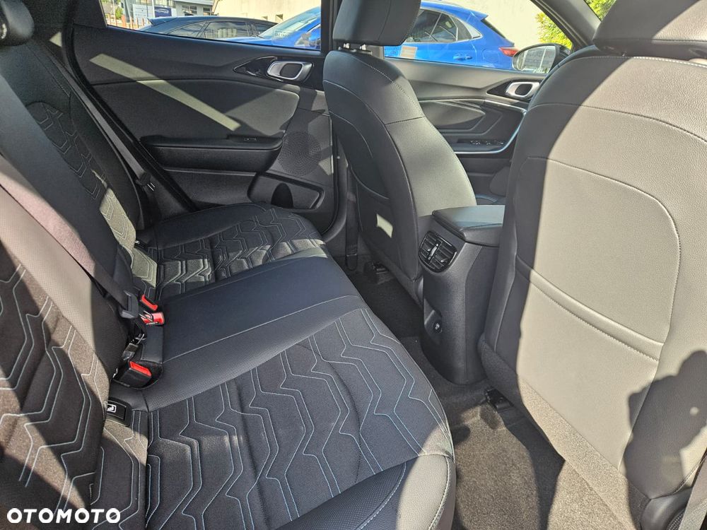 Kia XCeed 1.6 T-GDI Tribute DCT - 10