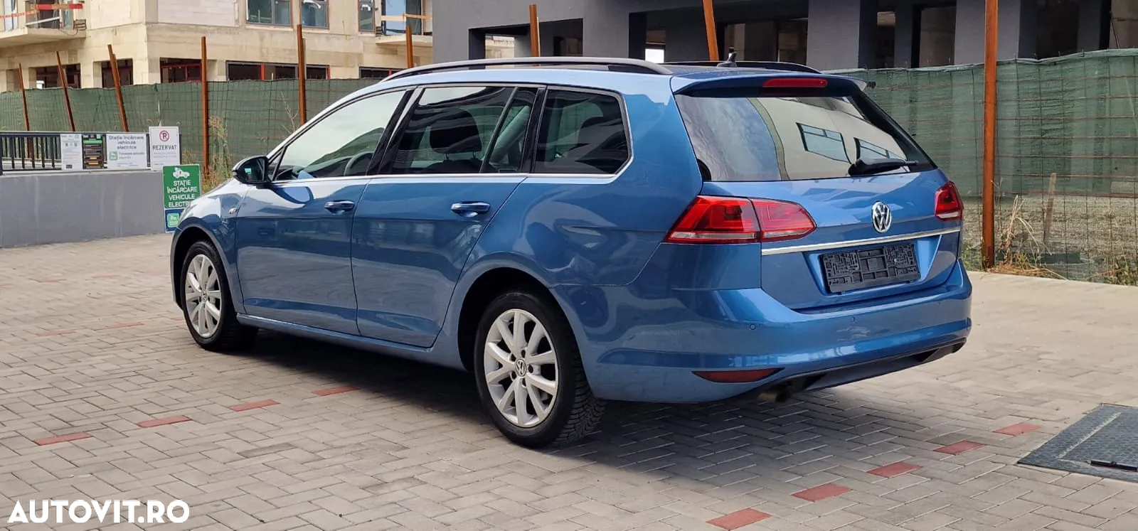 Volkswagen Golf - 3