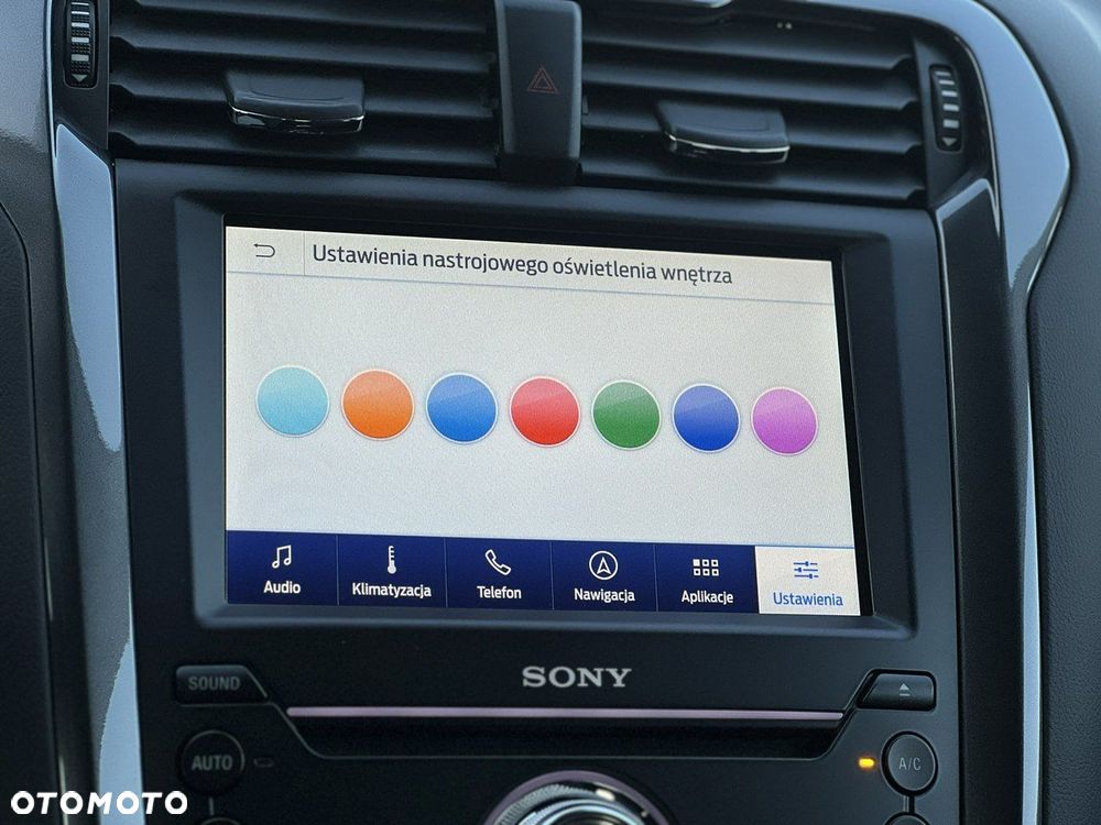 Ford Mondeo 2.0 EcoBlue Titanium - 24