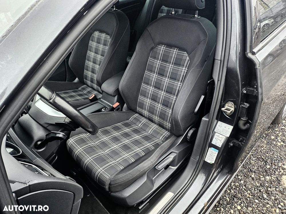 Volkswagen Golf GTD 2.0 TDI SCR DSG - 25