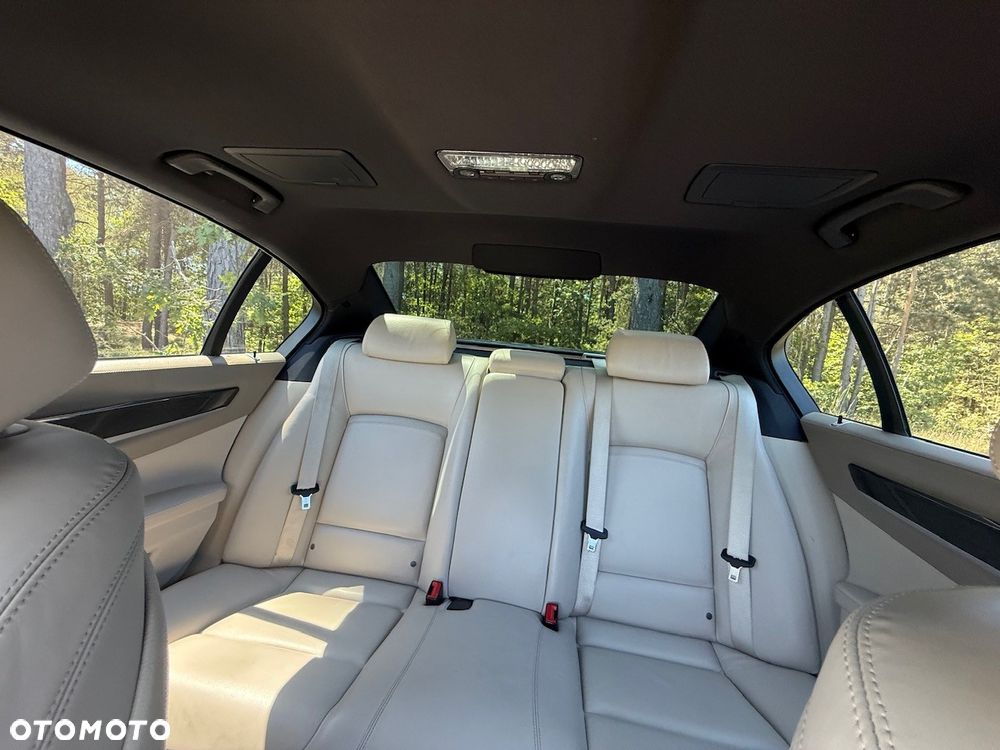 BMW Seria 7 ver-740li - 16
