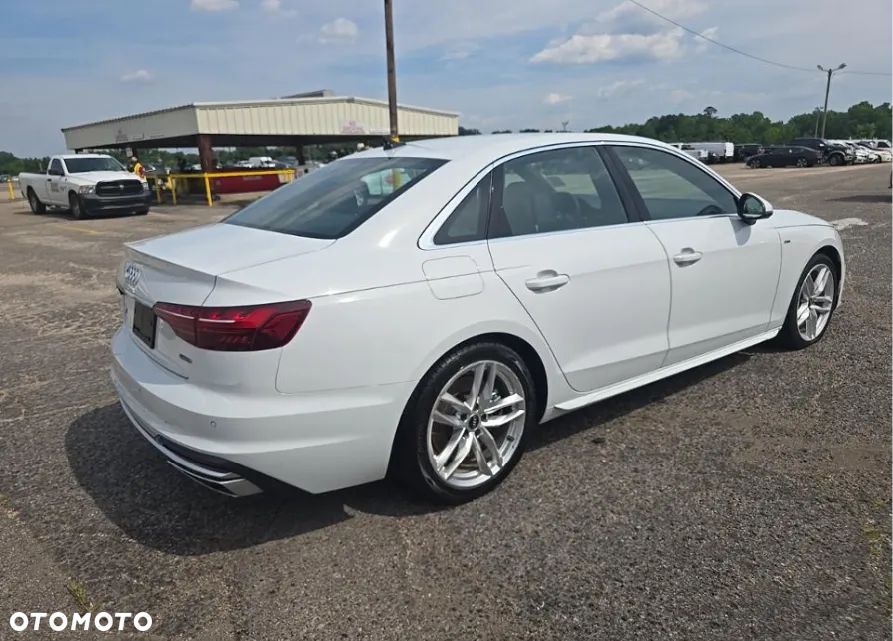 Audi A4 Limousine 45 TFSI quattro S tronic S line - 4