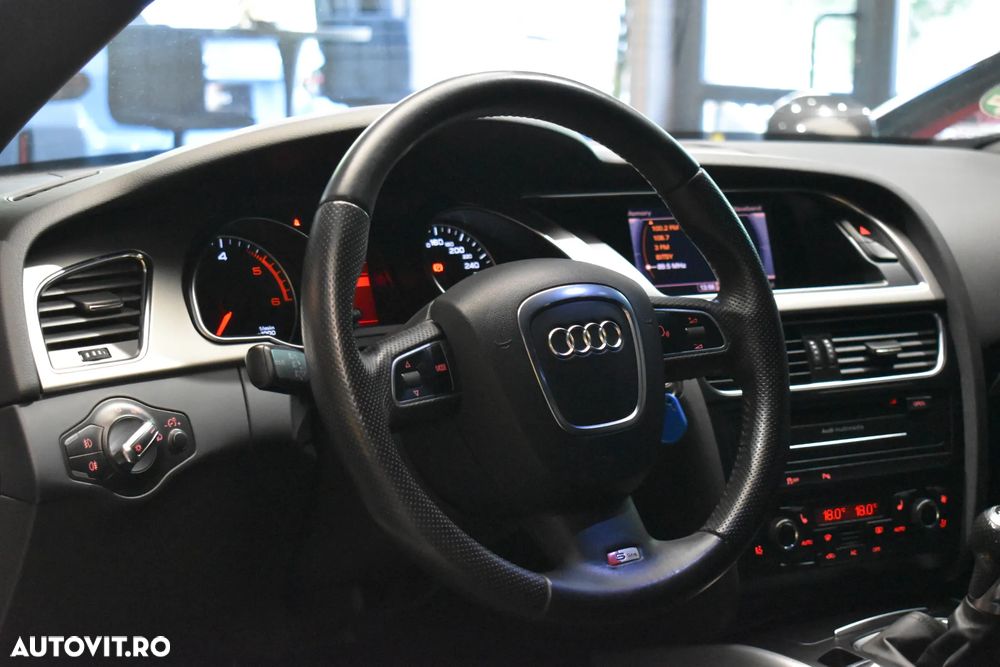 Audi A5 Cabrio 2.0 TDI DPF - 9