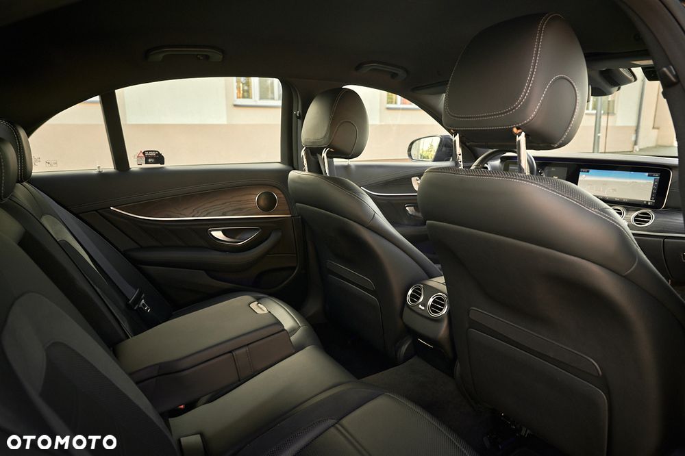 Mercedes-Benz Klasa E - 12