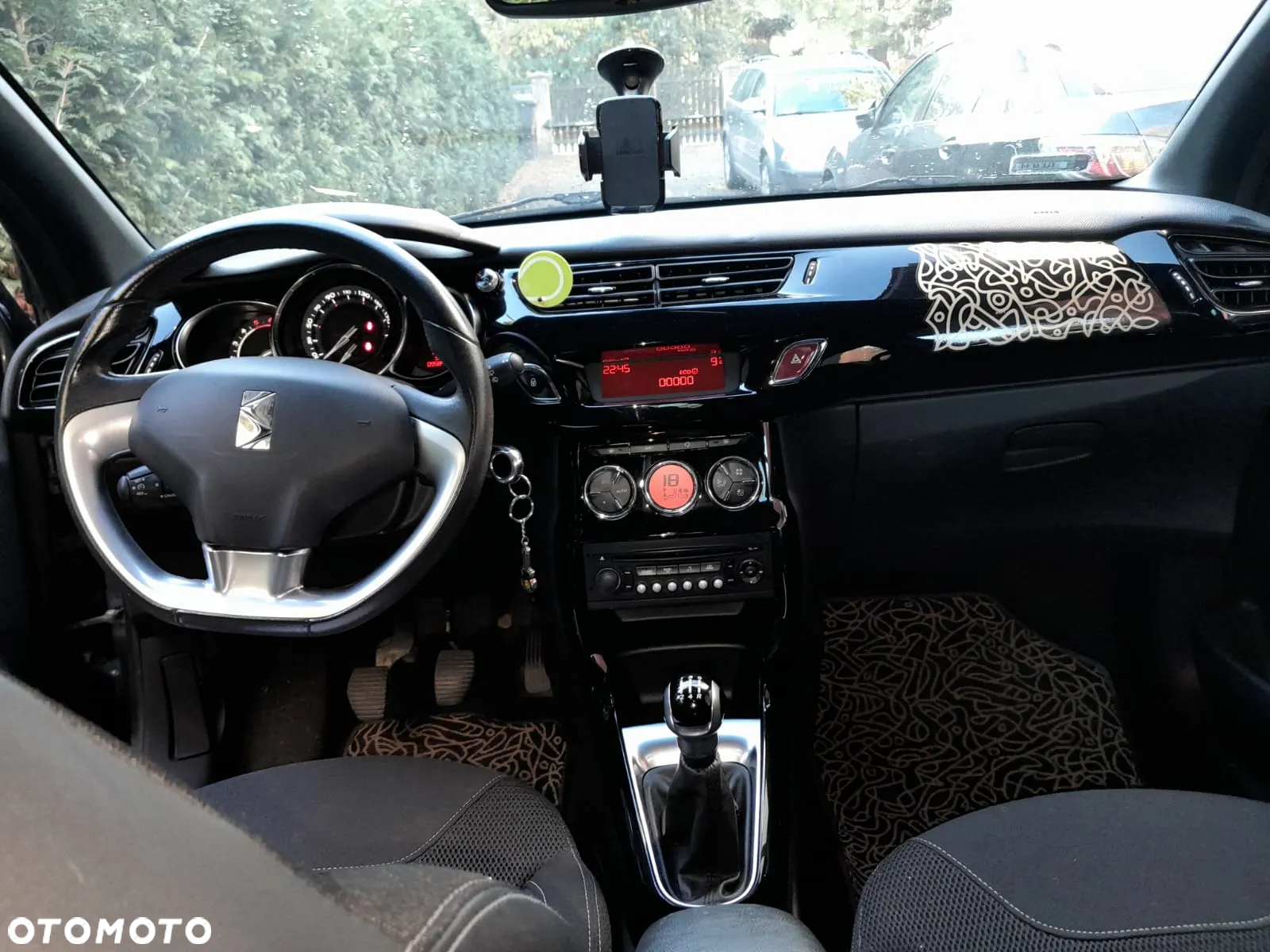 Citroën DS3 1.6 e-HDi SoChic - 20