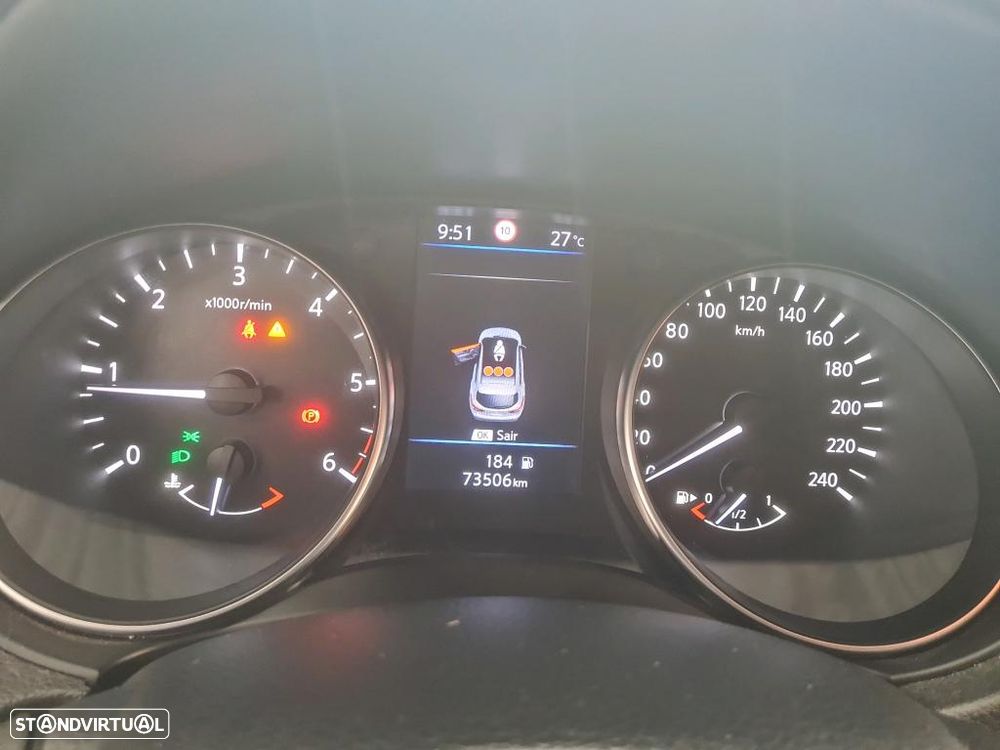 Nissan Qashqai 1.5 dCi N-Connecta J18 - 7