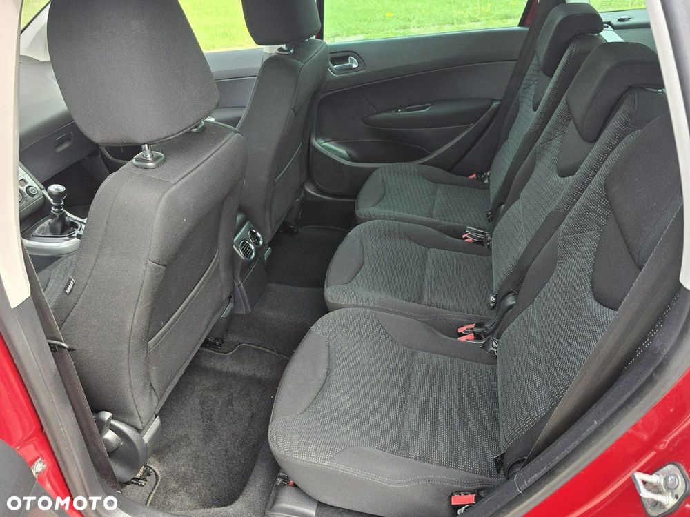 Peugeot 308 - 17