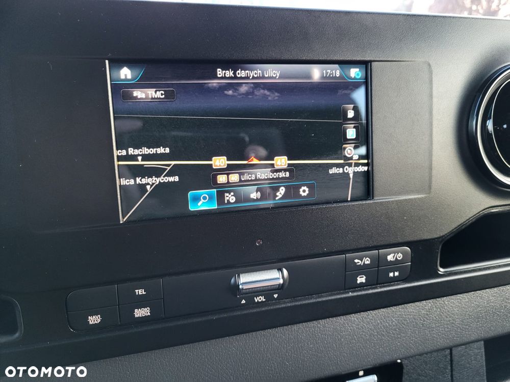 Mercedes-Benz SPRINTER 317 CDI-DOKA-6-OSÓB -KLIMA-HAK 3500 KG - 25