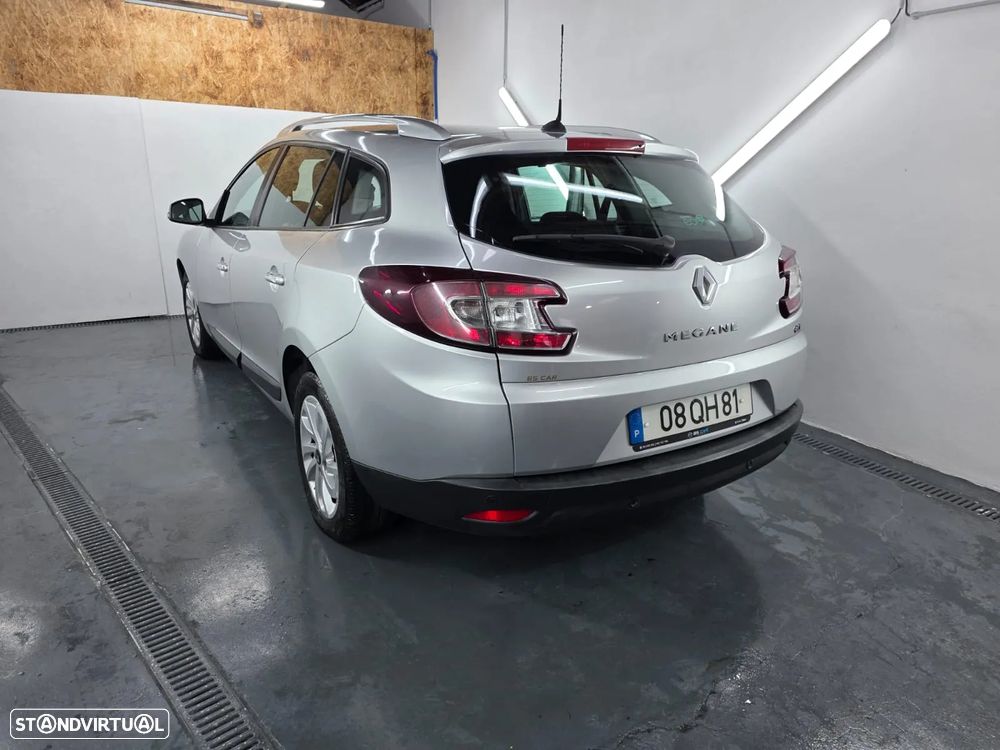 Renault Mégane Sport Tourer dCi 110 FAP Expression - 2