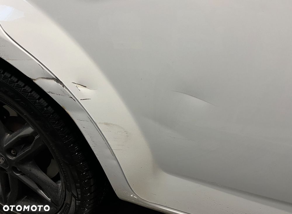 DRZWI PRAWY TYŁ FORD MONDEO MK4 KOMBI F6 - 2