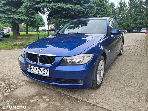 BMW Seria 3 318i