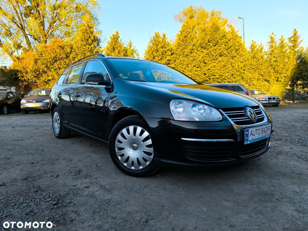 Volkswagen Golf - 1
