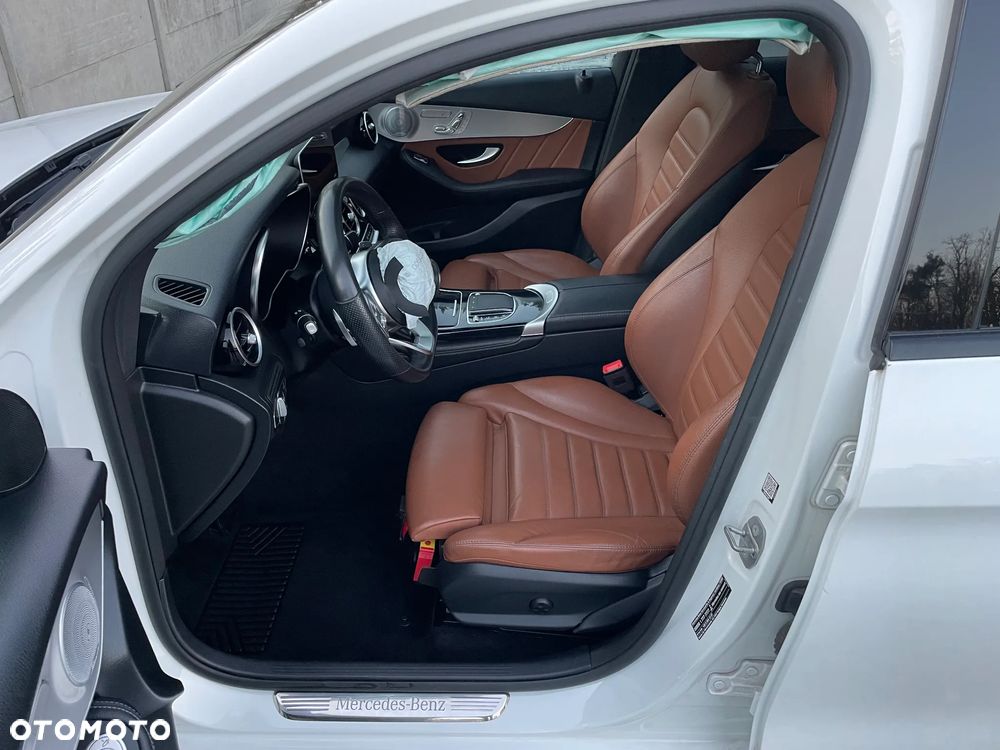 Mercedes-Benz GLC 220 d 4Matic 9G-TRONIC AMG Line - 16