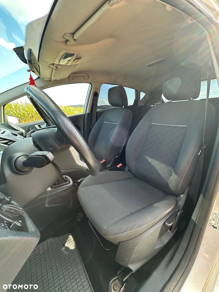 Ford Fiesta 1.25 Trend EU5 - 11