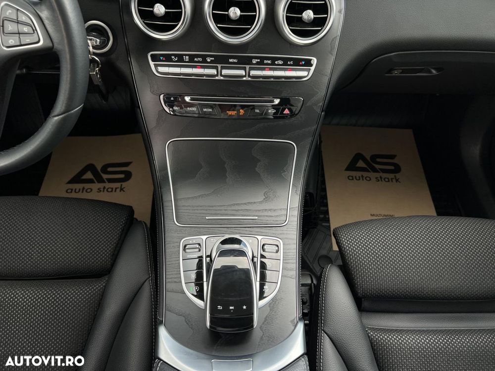 Mercedes-Benz GLC 250 d 4MATIC 9G-TRONIC - 30