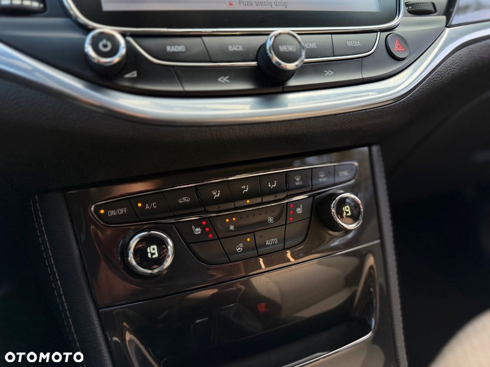 Opel Astra 1.4 Turbo Innovation - 22