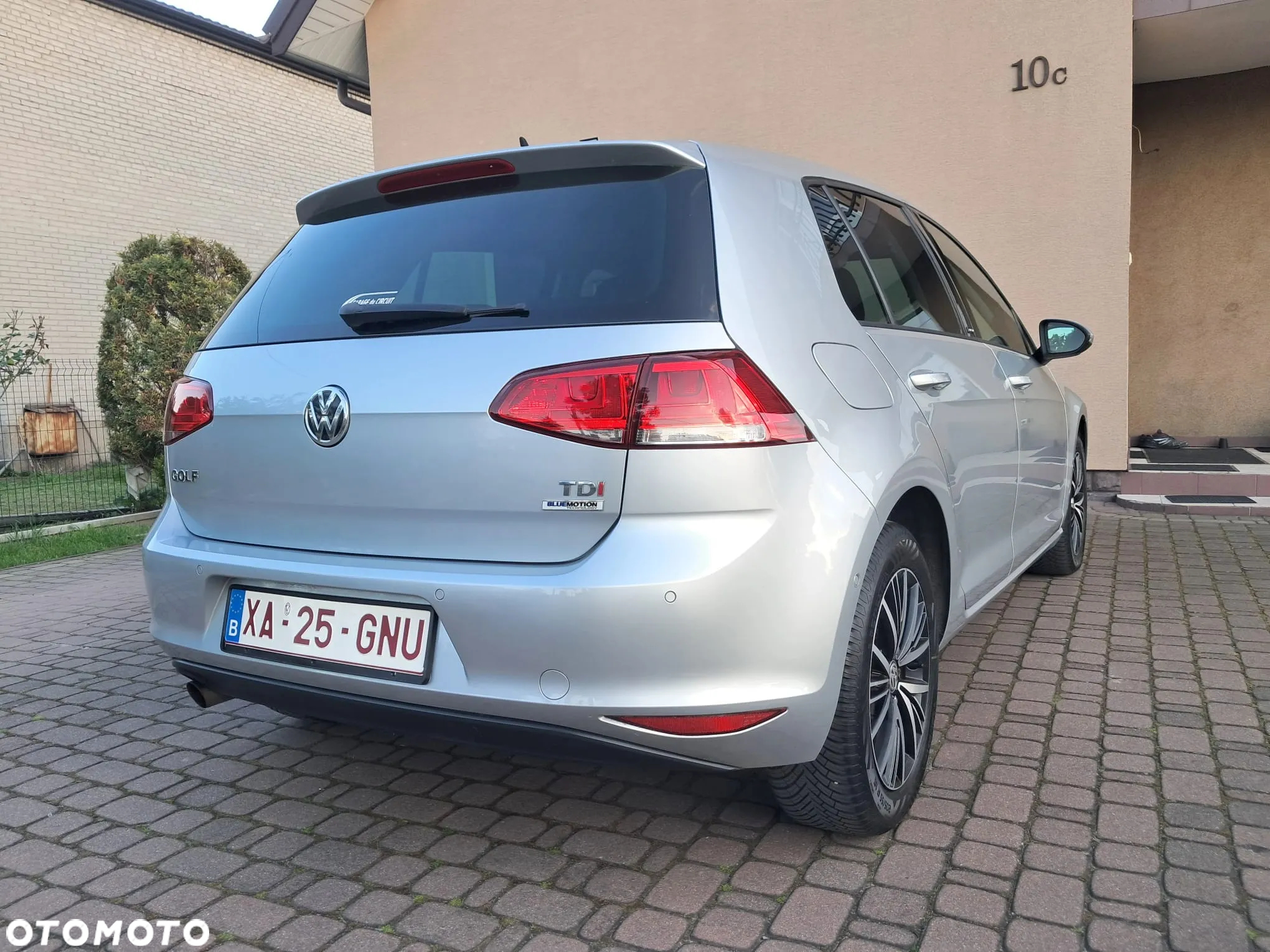 Volkswagen Golf 1.6 TDI (BlueMotion Technology) Comfortline - 2