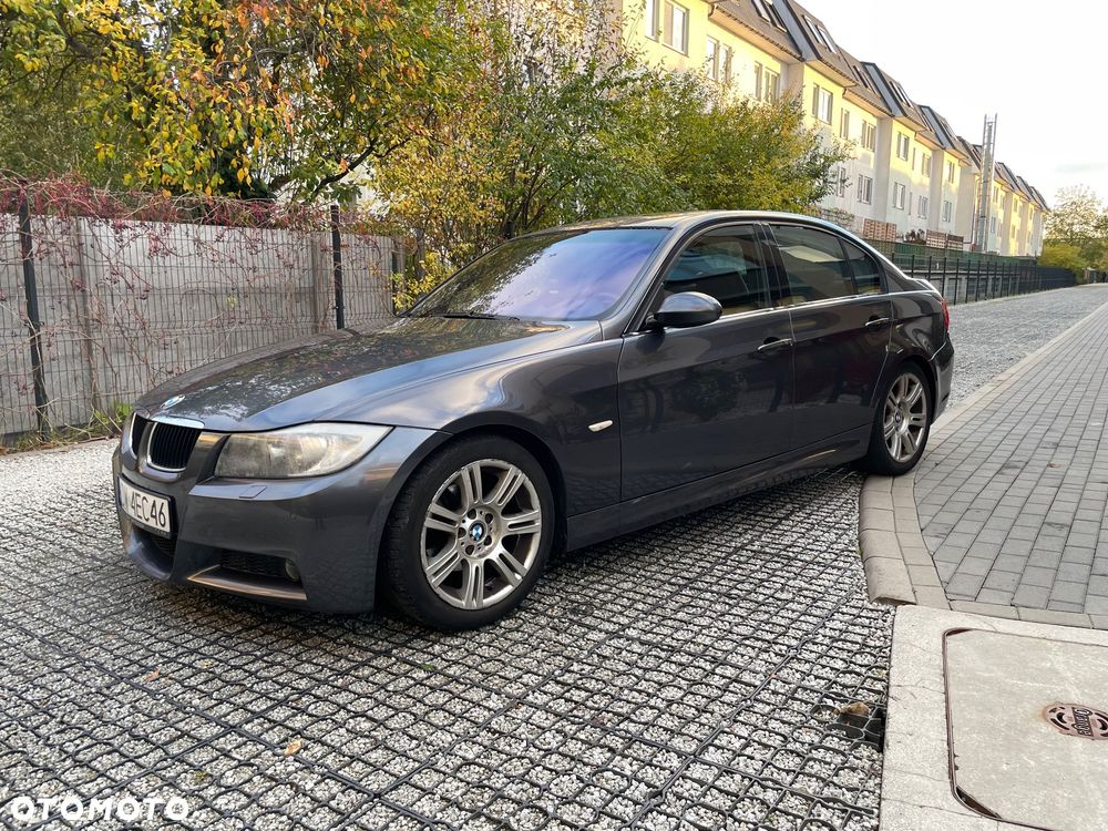 BMW Seria 3 320i - 3