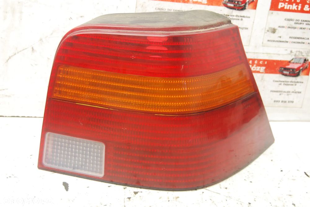 LAMPA PRAWY TYŁ TYLNA VW GOLF IV