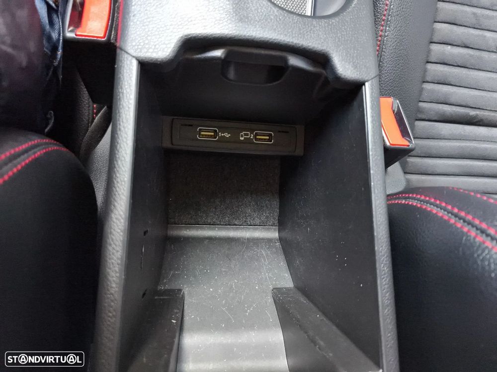 Mercedes-Benz A 180 d AMG Line - 18