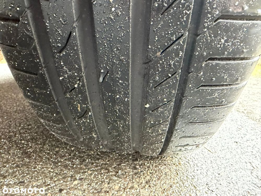 Land Rover Discovery Sport - 25