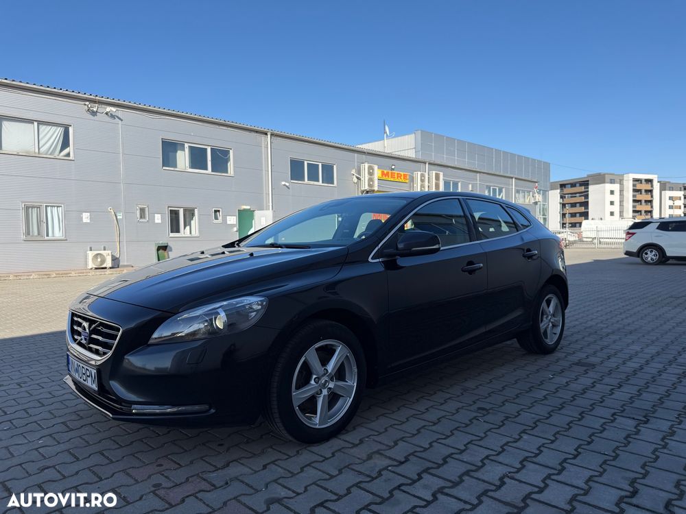 Volvo V40 D2 Summum - 1