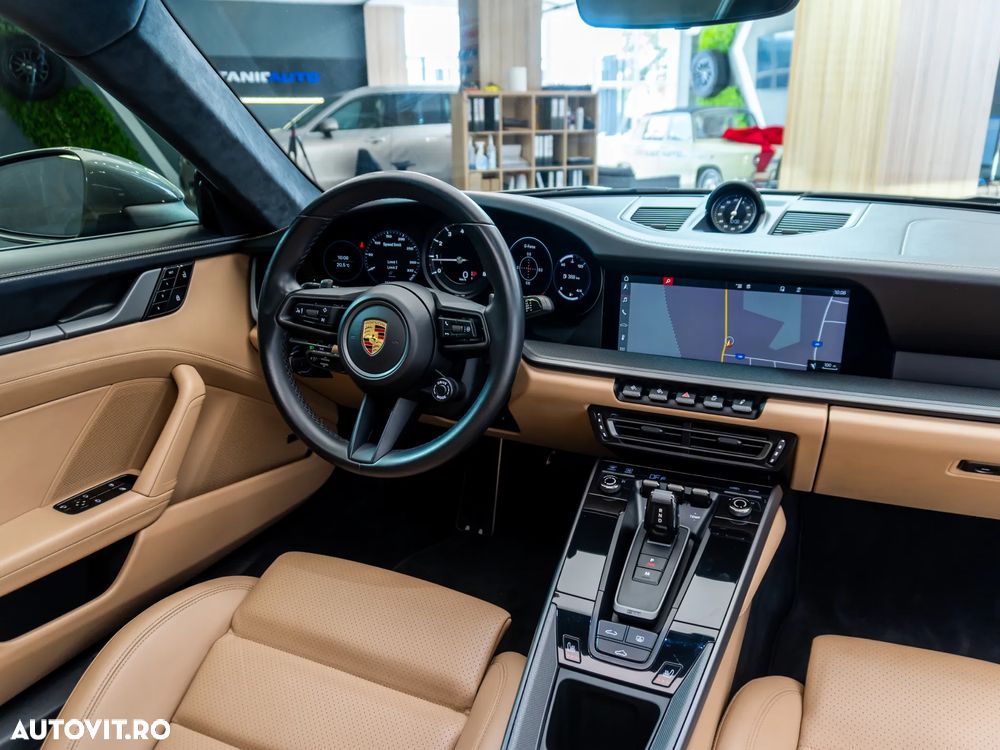 Porsche 911 4S PDK - 9