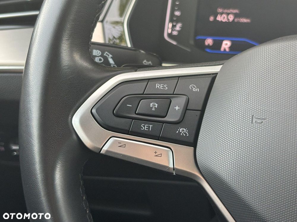 Volkswagen Passat Variant 2.0 TDI SCR Elegance DSG - 21