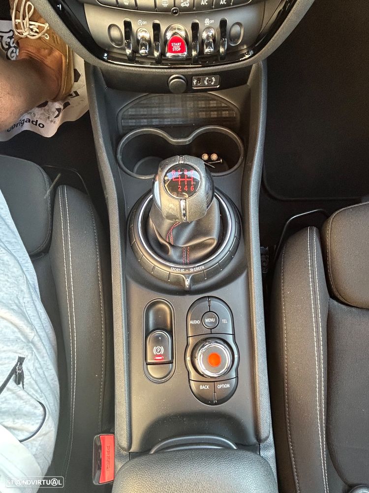 MINI Clubman Cooper D - 21
