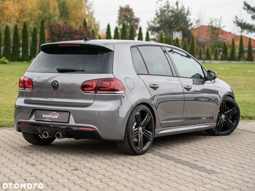 Volkswagen Golf - 11