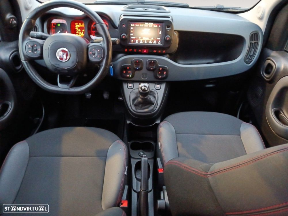 Fiat Panda 1.0 Hybrid (RED) - 10