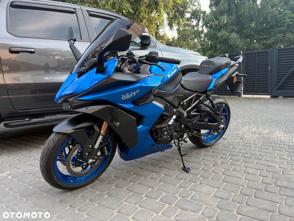 Suzuki GSX 1000 - 2