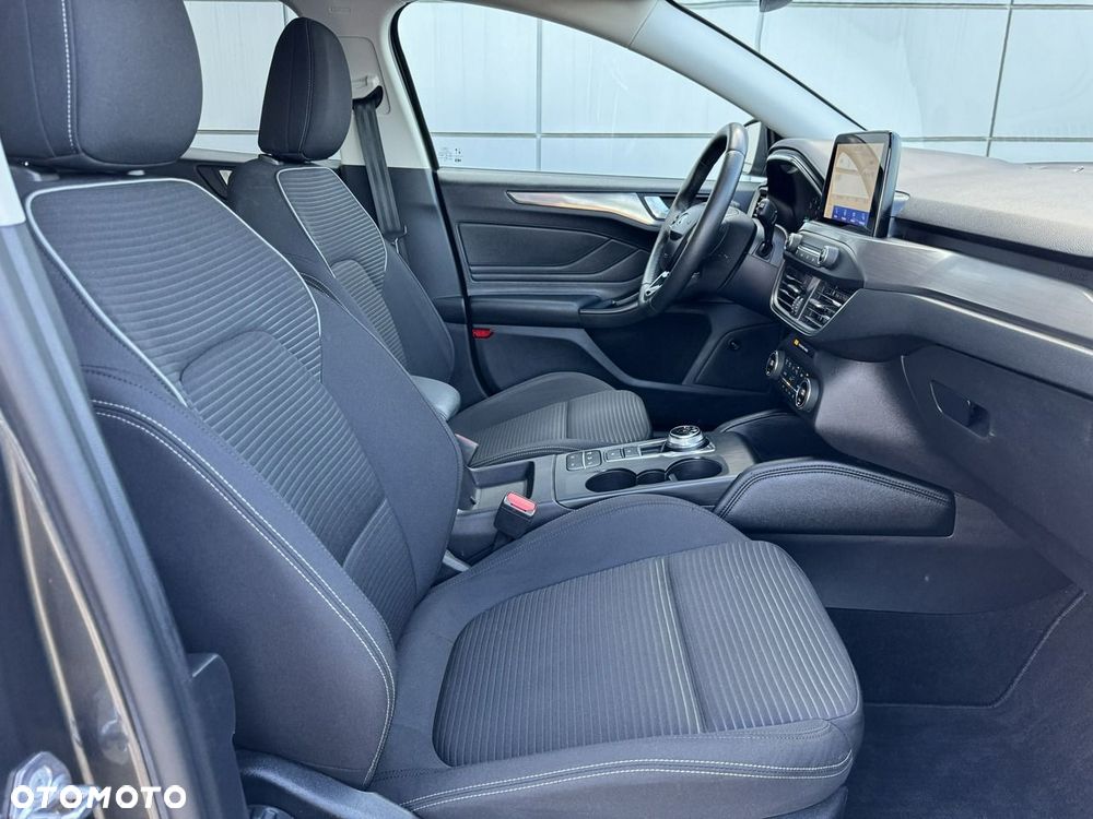 Ford Focus - 23