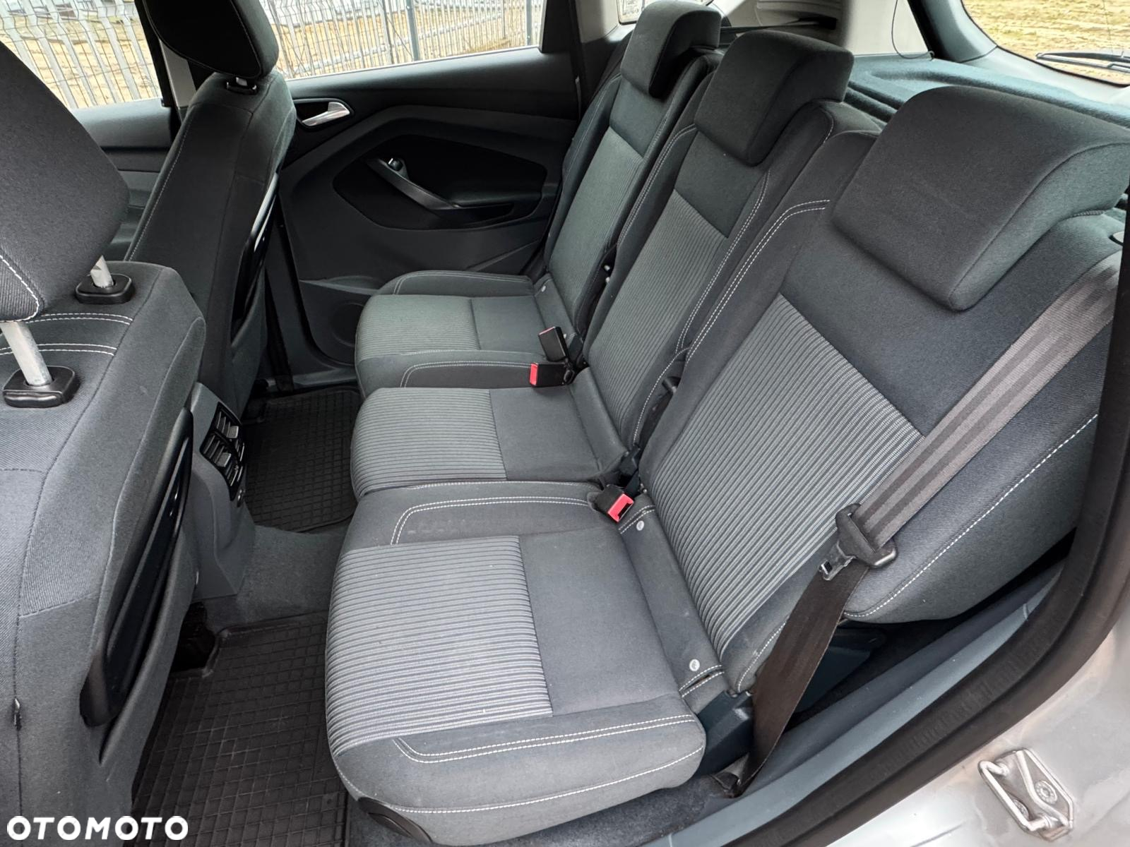 Ford C-MAX 1.6 TDCi Ghia - 26