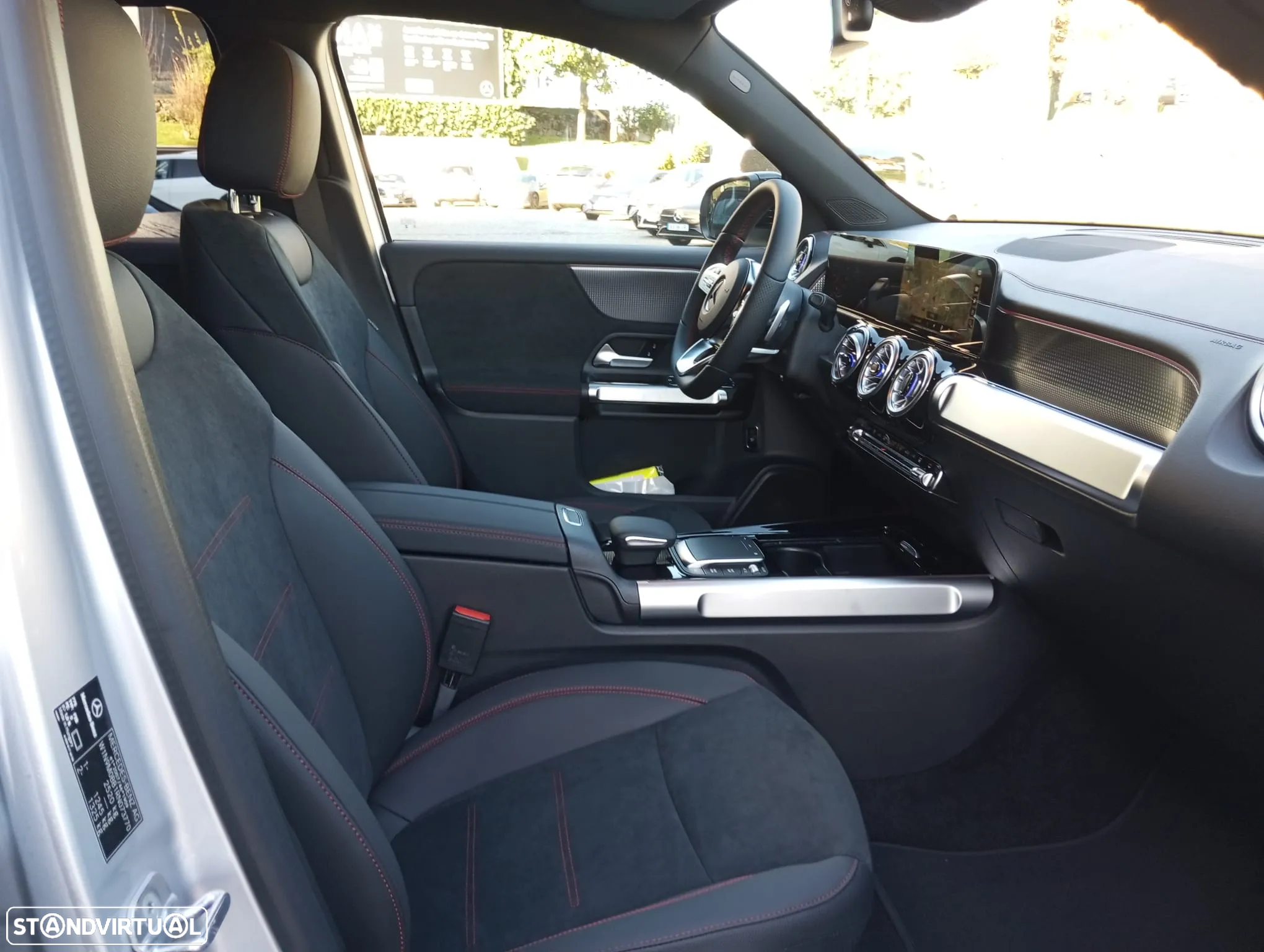 Mercedes-Benz EQB 250 AMG Line - 7