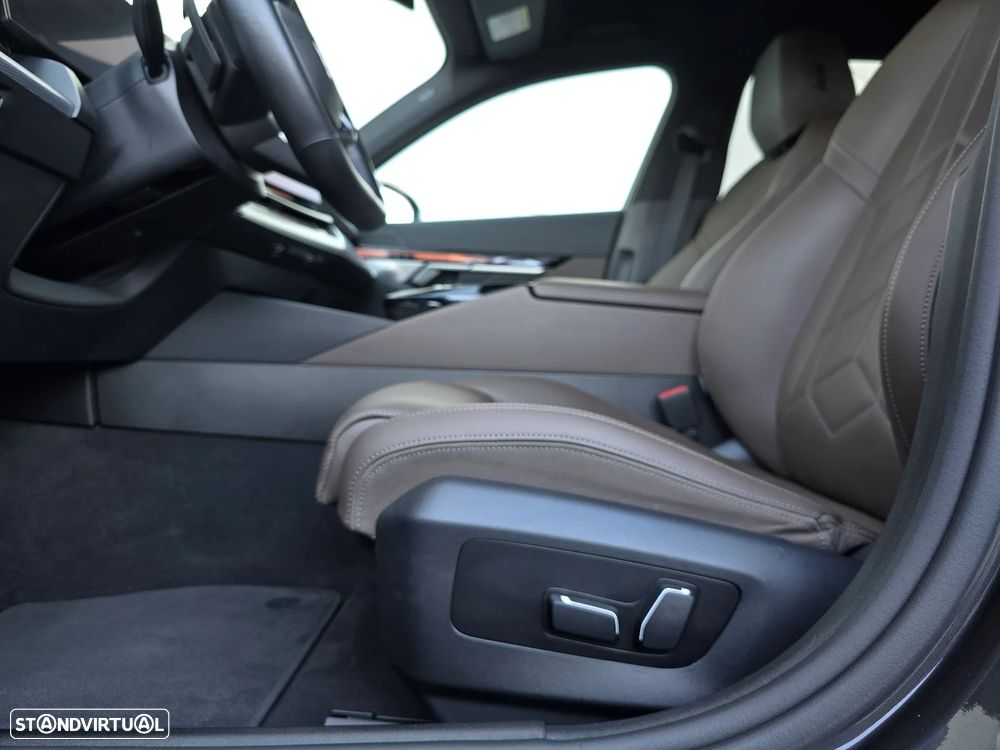 BMW i5 eDrive40 Pack Desportivo M - 37