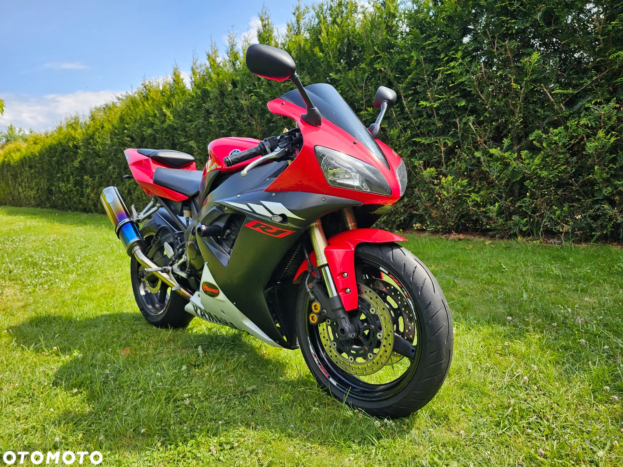 Yamaha R1 - 5