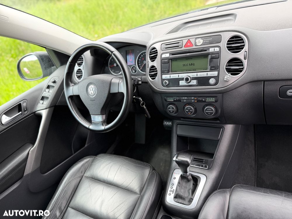Volkswagen Tiguan 2.0 TDI DPF 4Motion DSG Sport & Style - 12