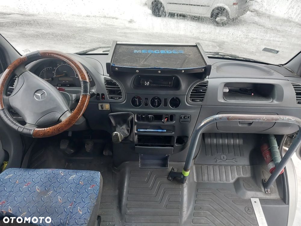 Deska rozdzielcza kokpit Mercedes Sprinter W901 W902 W903 W904 Lift Polift 00-06 Kokpit zegary panel środkowy schowek osłona boczki drzwi klamka atrapa kabiny wykładzina podłoga listwa stopień kratka nawiewu lewarek - 1