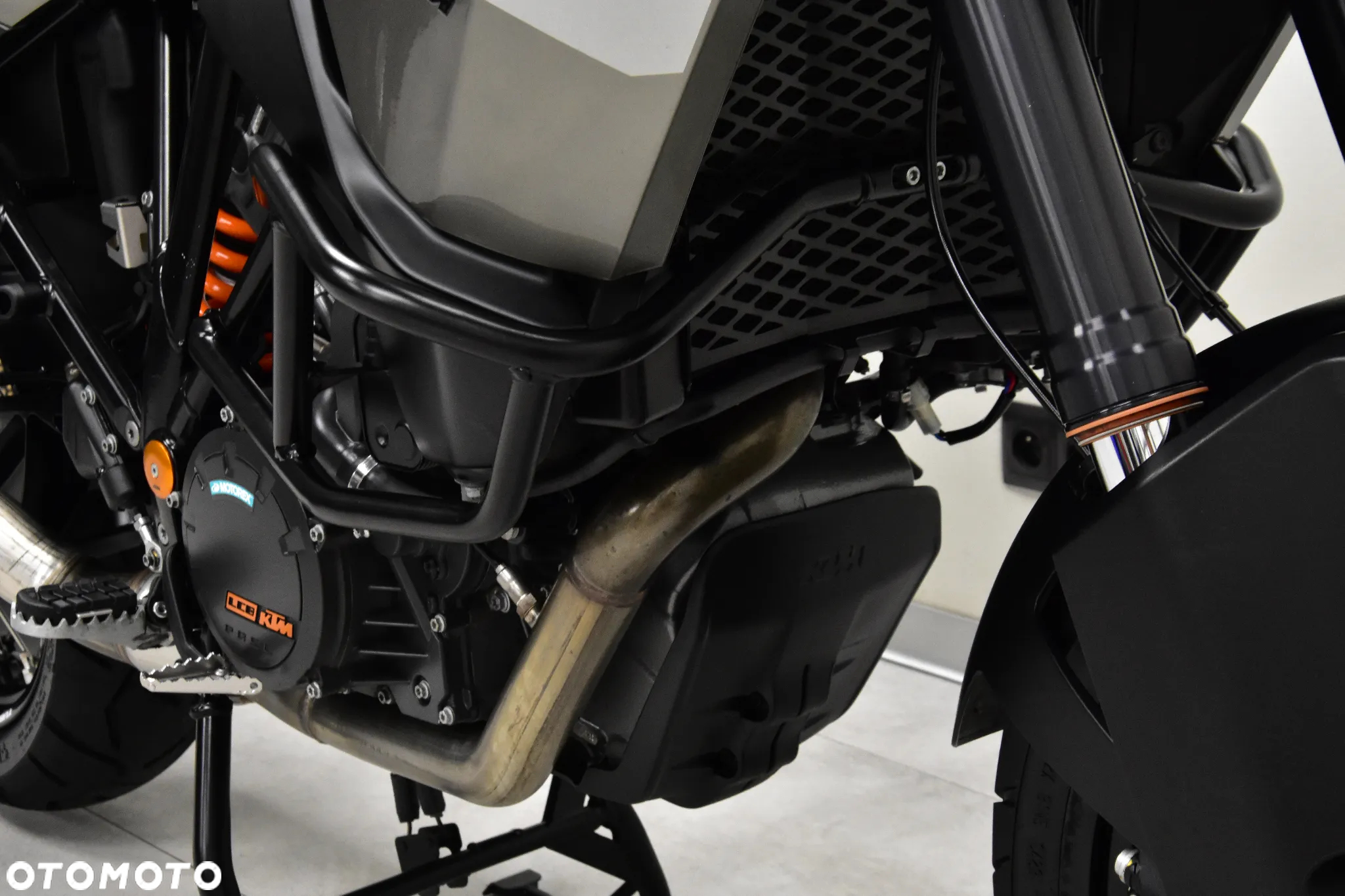 KTM Adventure - 29